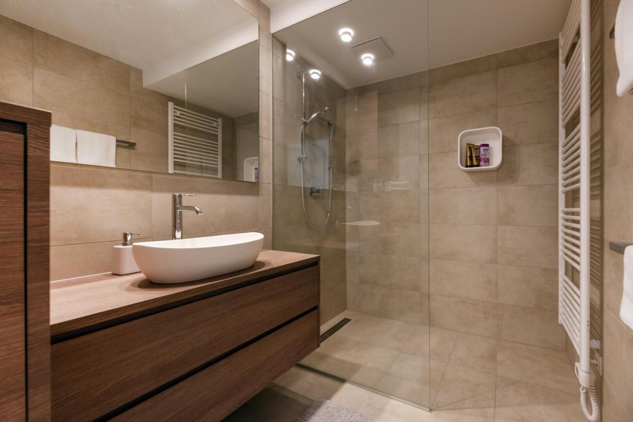 Stylisches Apartment In Zentraler Gruenruhelage Mit Garagenplatz Wiedeń Zewnętrze zdjęcie